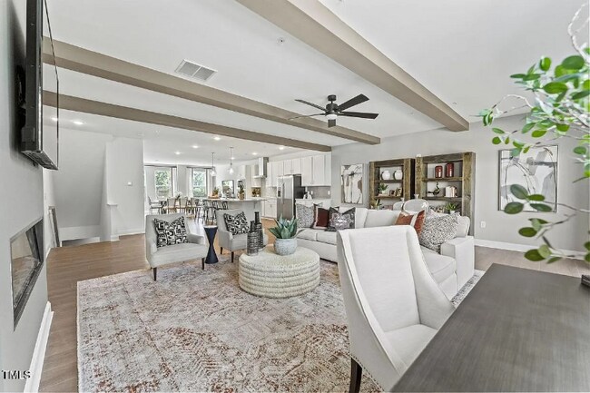Foto del edificio - 1245 S Blount St