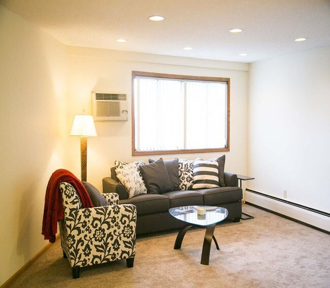 Fountain Terrace Apartments in New Brighton, MN