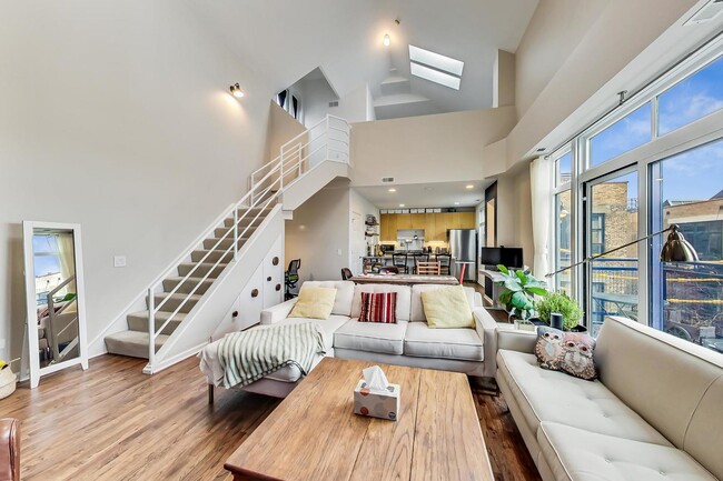 Foto del edificio - 2251 W St Paul Ave