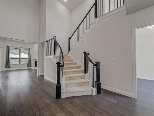 Foto del edificio - 908 Hunters Creek Dr