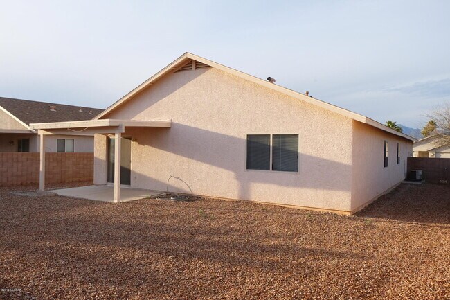 Foto del edificio - 8042 E Sundew Dr