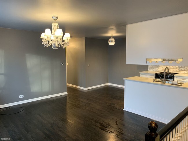 Foto del edificio - 2 br, 1 bath Townhome - 1070 Cove Dr