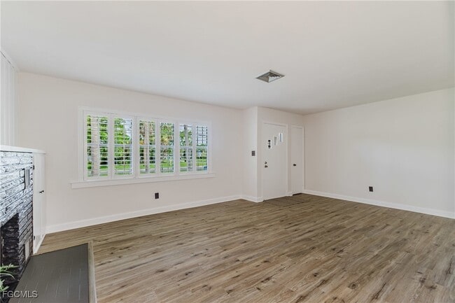 Building Photo - 1310 La Faunce Way