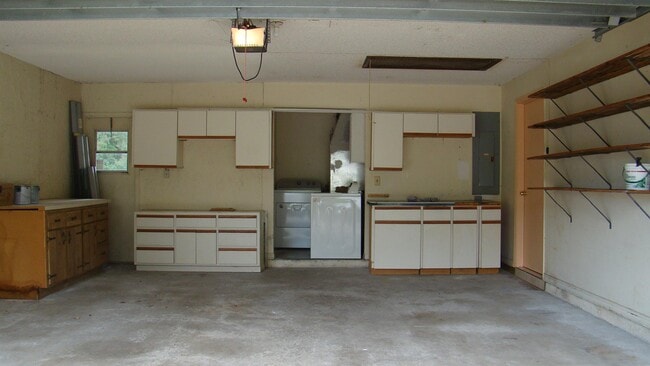 Foto del edificio - 1296 Sykes Rd SE