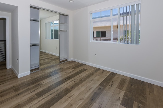 Foto del edificio - 11828 Runnymede St