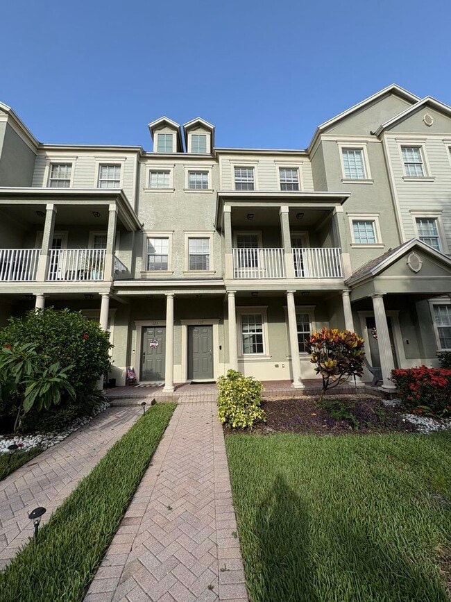 Building Photo - 129 E Bay Cedar Cir