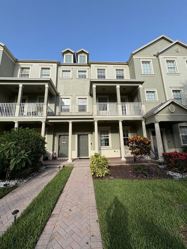 Foto del edificio - 129 E Bay Cedar Cir