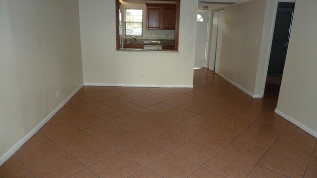 Foto del edificio - 9355 SW 8th St