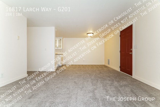 Photo - 16817 Larch Way Apartment