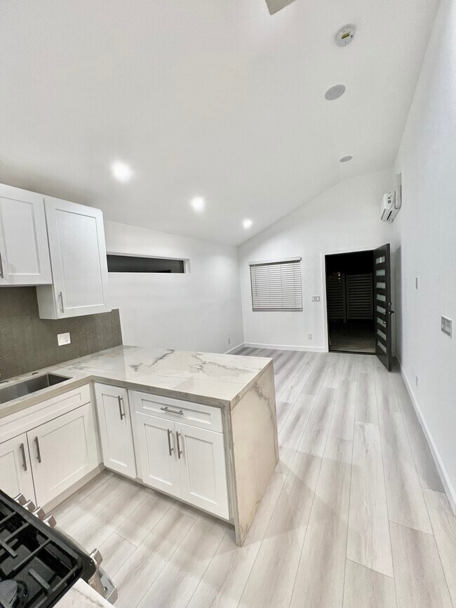 15709 Simonds St, Granada Hills, CA 91344 House Rental in Granada