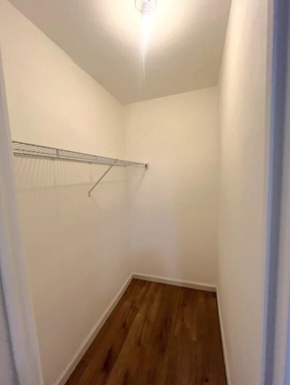 Building Photo - 4774 Kings Dr