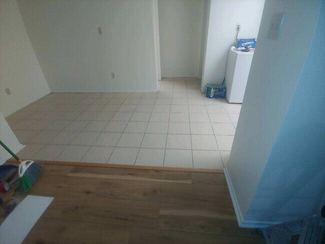 Foto del edificio - 44532 15th St E