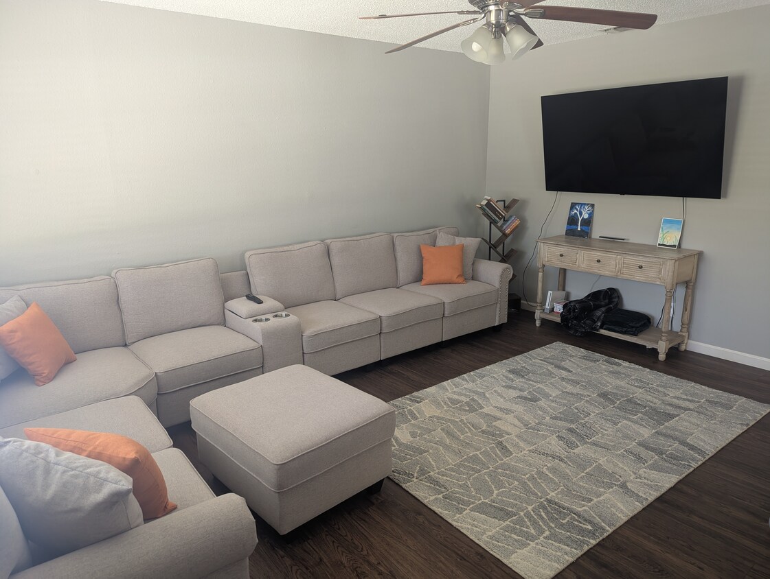 Living Room - 11530 Casa Alto St