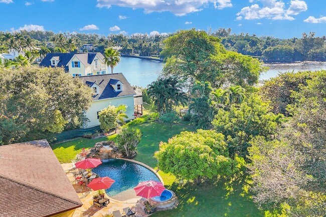 Photo - 916 Roberts Rd House