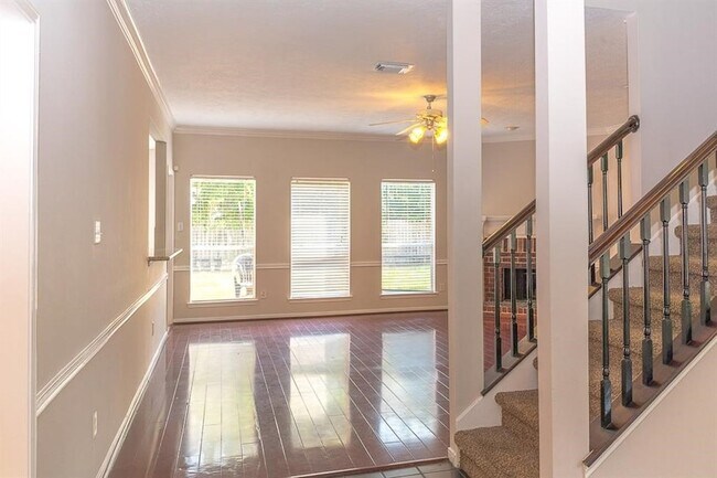 Foto del edificio - 15411 Seminole Canyon Dr