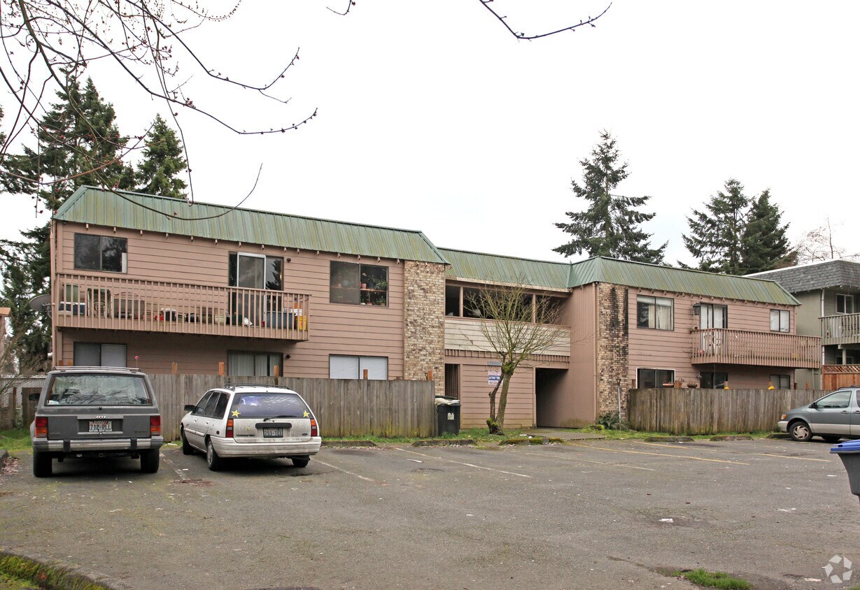 Building Photo - Fir Crest Apartments