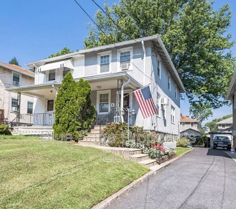 Primary Photo - 3207 Albemarle Ave