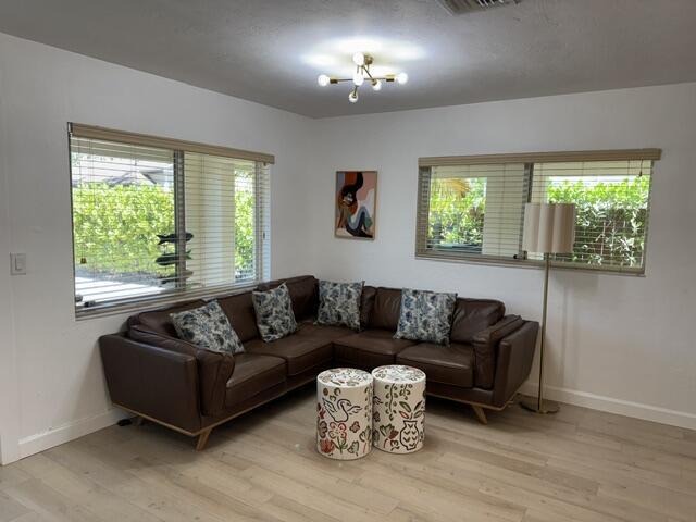 Foto del edificio - 632 SW 8th Ave