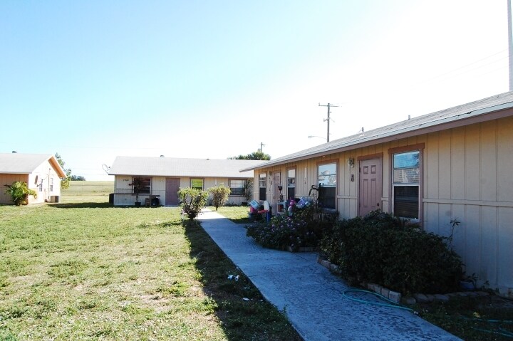 Primary Photo - 1512-1514 Barton Rd