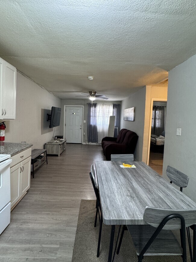Foto del edificio - 612 31st Ave S