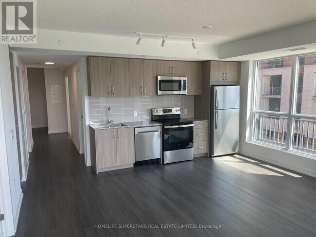 Building Photo - 4010 Eglinton Ave W