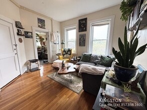 Building Photo - 1481 Beacon St