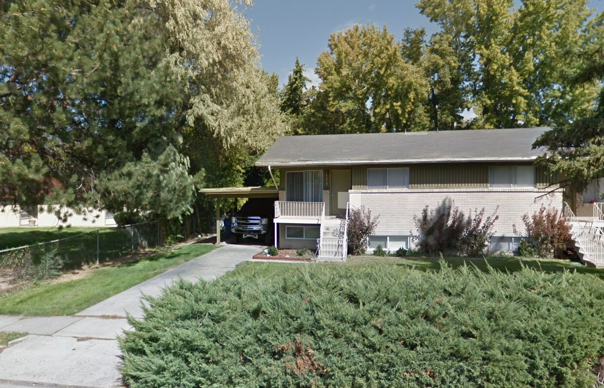 Primary Photo - 1219 East Bonner Way