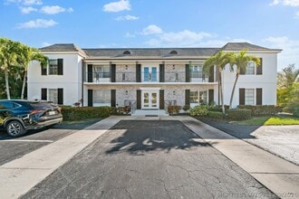 Building Photo - 130 Yacht Club Dr