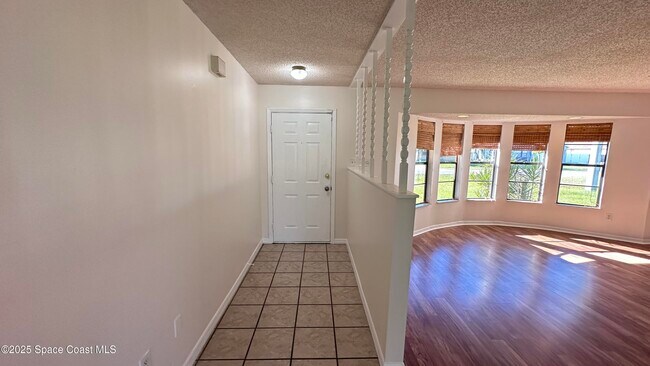 Foto del edificio - 3807 Jupiter Blvd SE