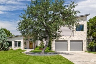 Building Photo - 3610 Crosswind Dr