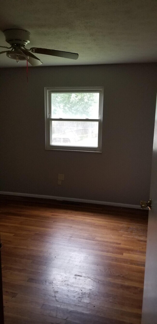 3094 Noe Bixby Rd, Columbus, OH 43232