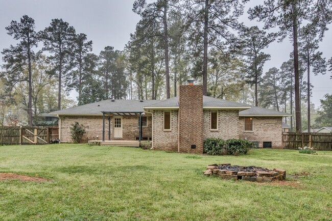 Back View of house - 1713 Goshen Rd