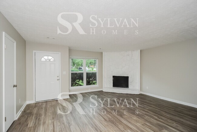 Foto del edificio - The living is easy in this 3 bedroom, 2 ba...