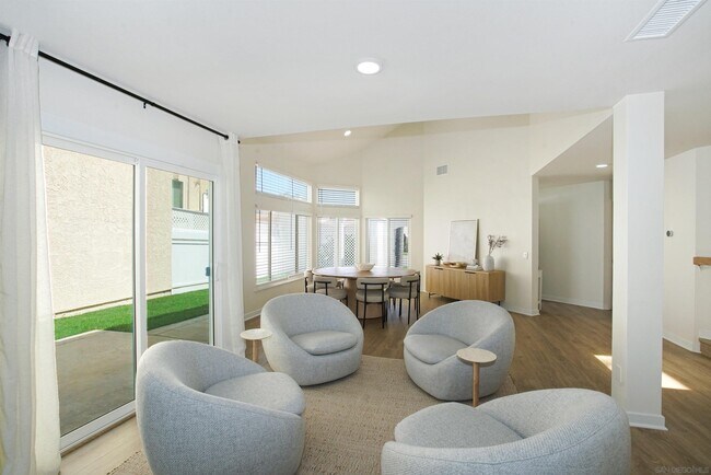 Building Photo - 34 Bridgetown Bend