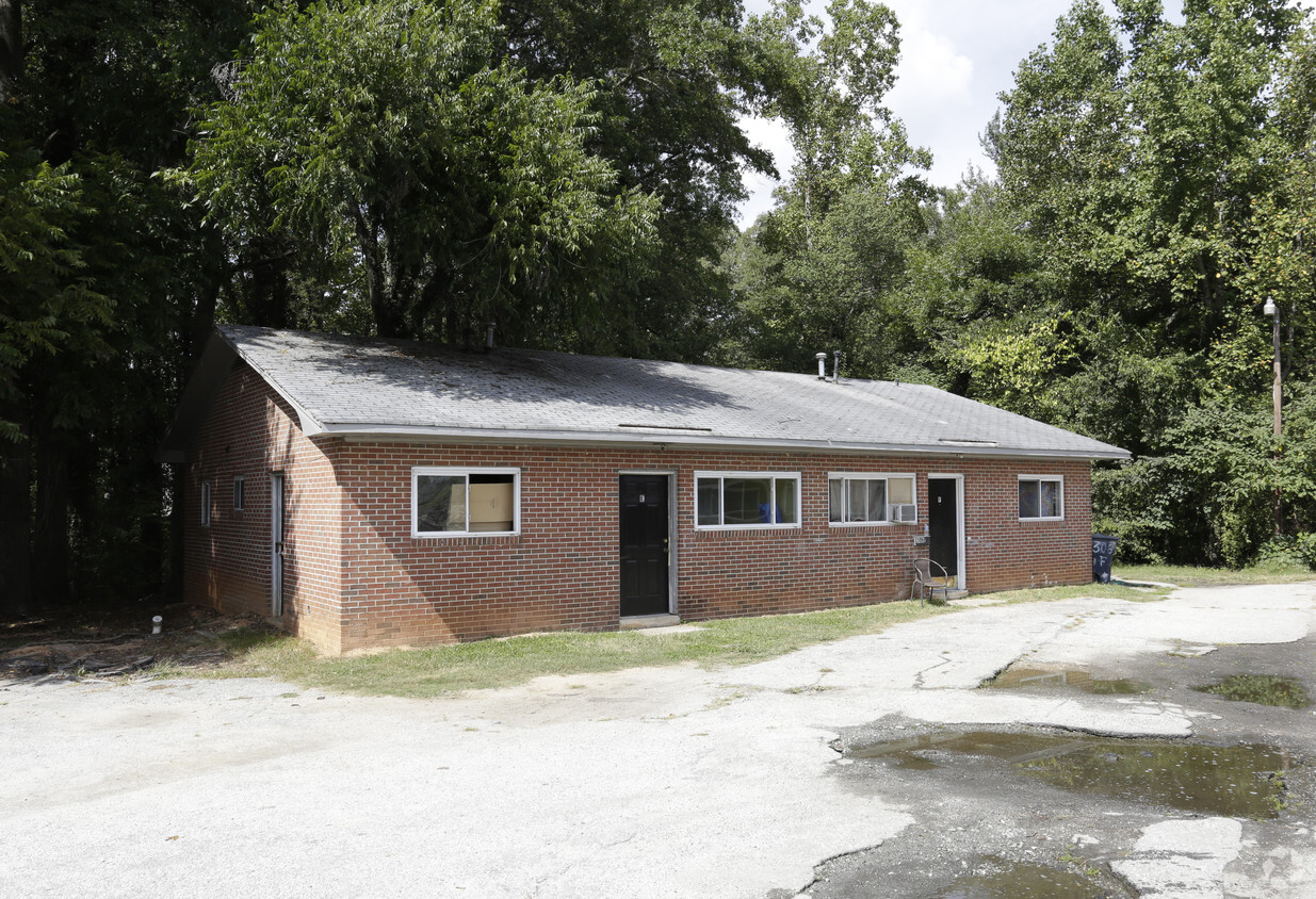 Building Photo - College St Duplex