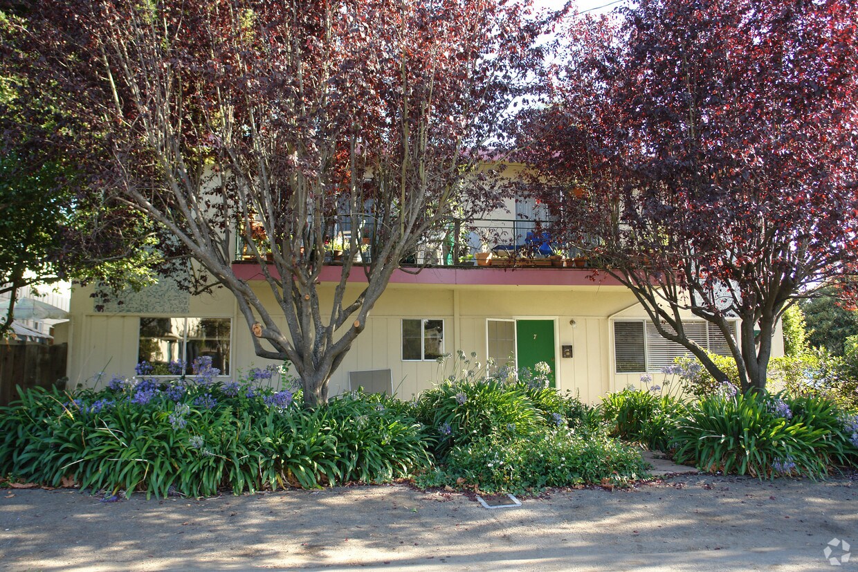 Foto principal - 5070 Wilder Dr