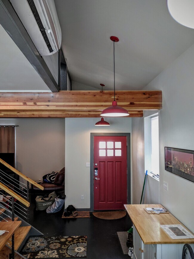 Foto del edificio - 302 N Parker Ave