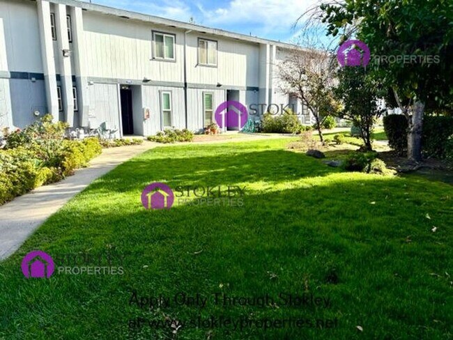 Foto del edificio - 1354 Tree Garden Pl