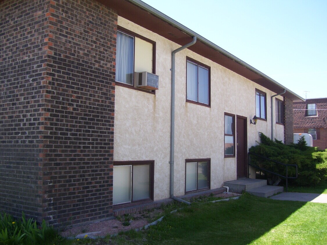 2202 Thomas Ave Unit 102, Alamosa, CO 81101 Apartments in Alamosa, CO