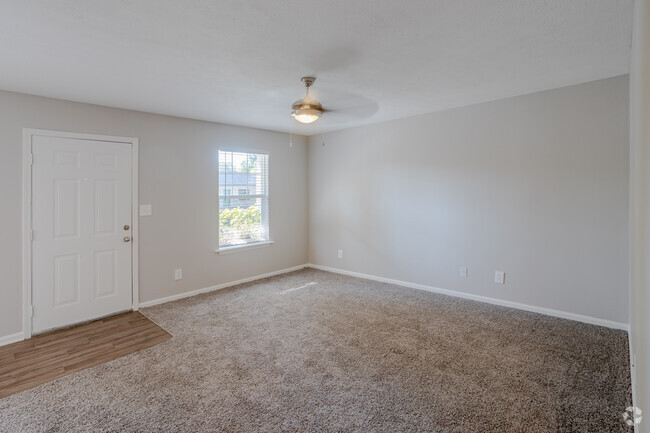 2BR, 1BA - 900 SF - Living Room - Radius West