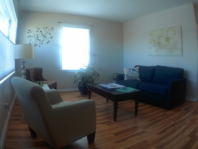 Foto del edificio - 4 Bed Beautiful Refurbished Sugarhouse Home