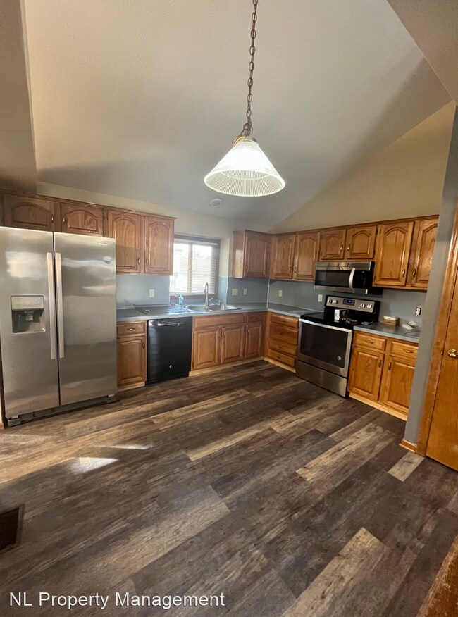 Foto del edificio - 3 br, 2.5 bath House - 4504 S 147th Street