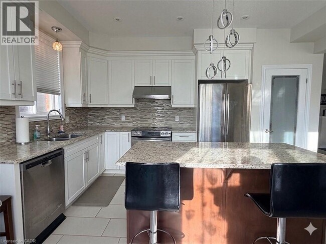Building Photo - 603 Sundew Dr