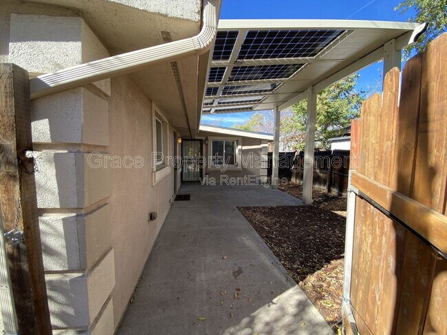 Foto del edificio - 2125 S Acoma St