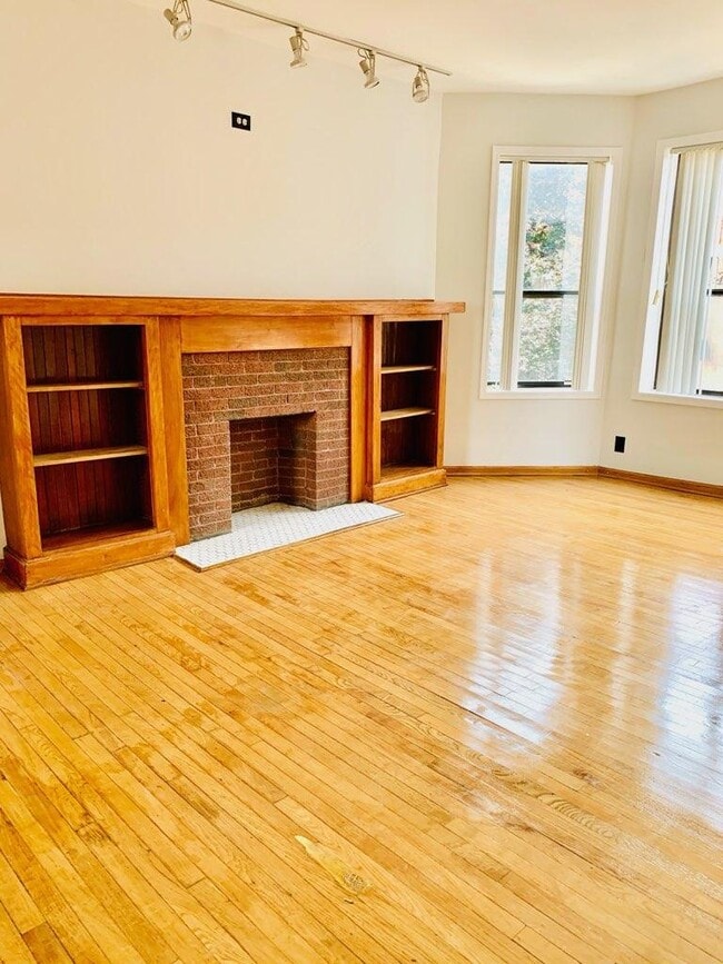 Foto del edificio - 6106 S Dorchester Ave