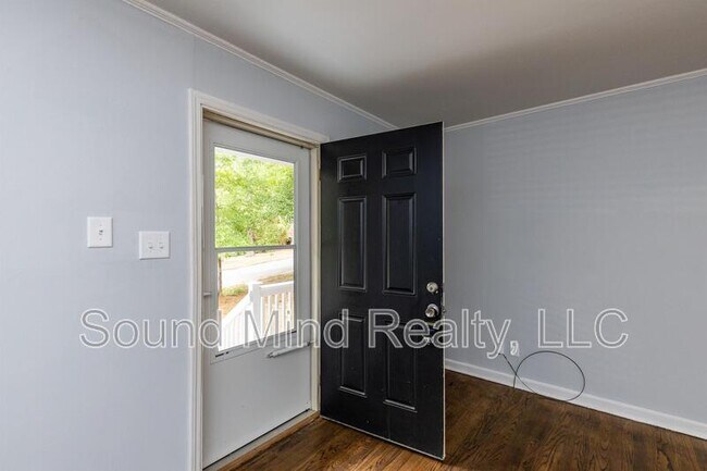 Foto del edificio - 321 Angier Ave