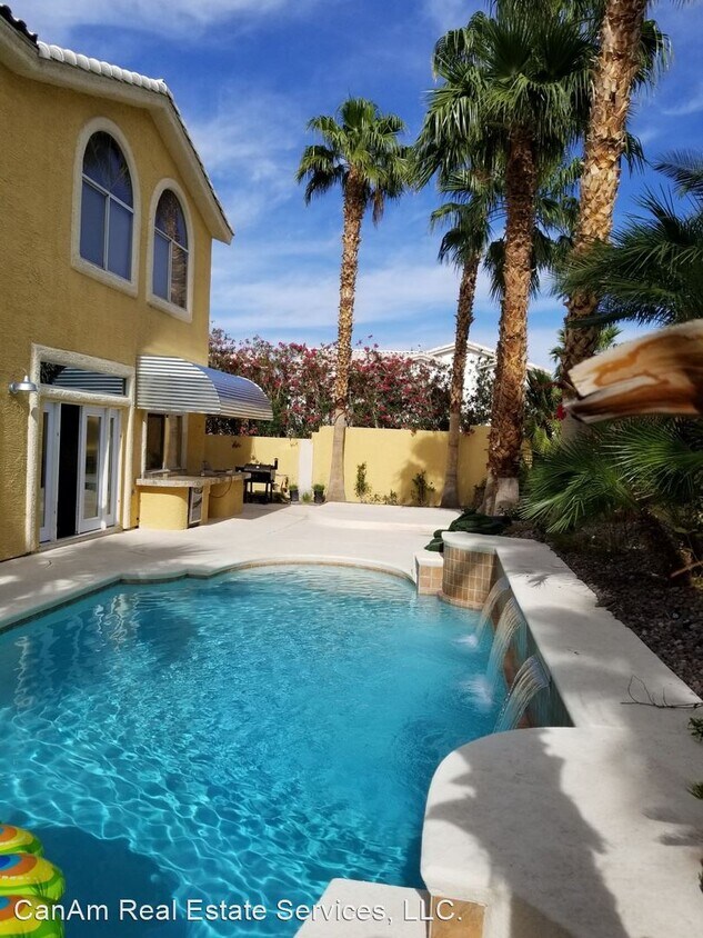 Foto principal - 1041 Heather Lynnette Ct