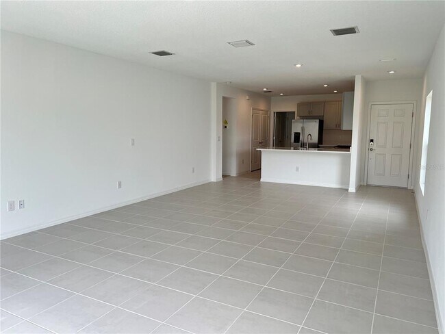 Foto del edificio - 6346 Springmont Lp