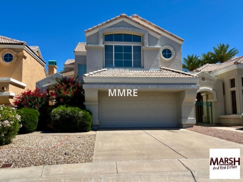 Foto principal - Very nice 2-story 3 bedroom home with comm...