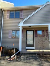 Building Photo - 18 Partridge Ct